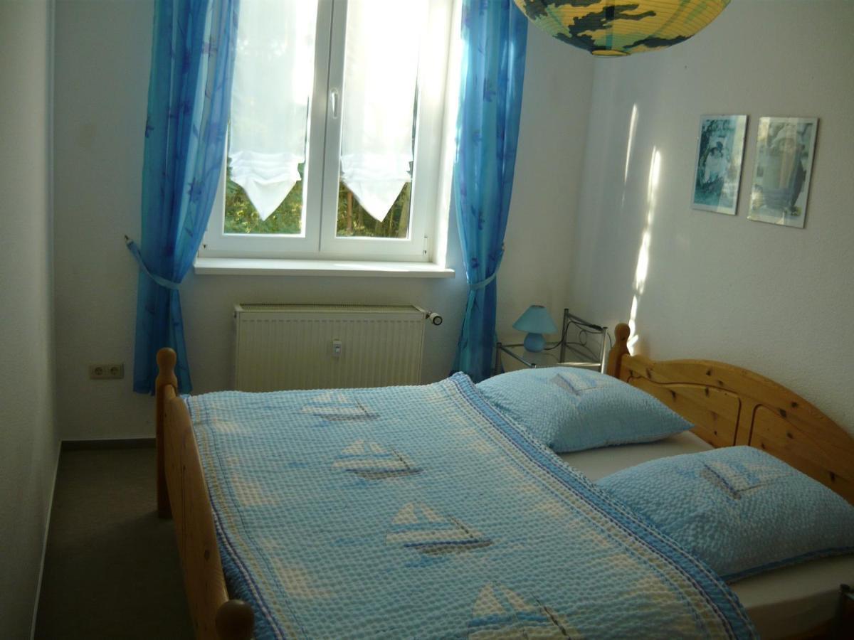 Schoene Wohnung Nossentiner Huette Exterior photo